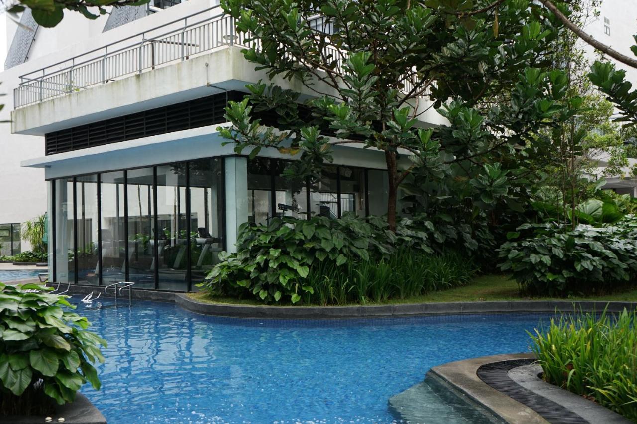 Pool View Family 2bedrooms Free Wifi 8pax Midhill