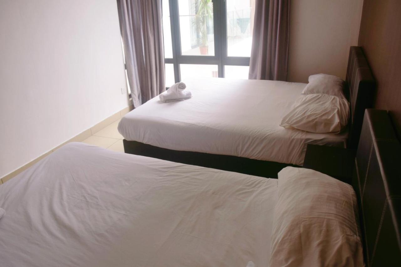 Pool View Family 2bedrooms Free Wifi 8pax Midhill Apartment *