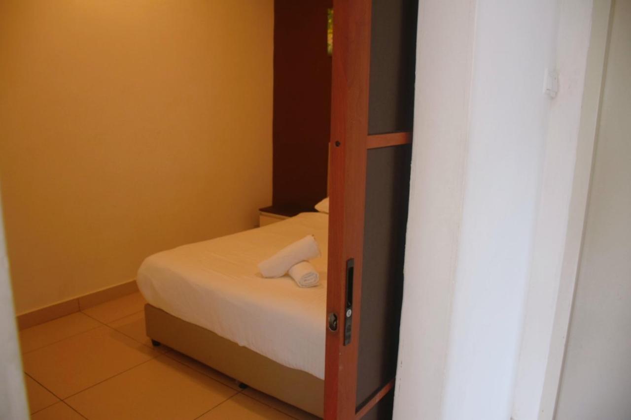 Pool View Family 2bedrooms Free Wifi 8pax Midhill